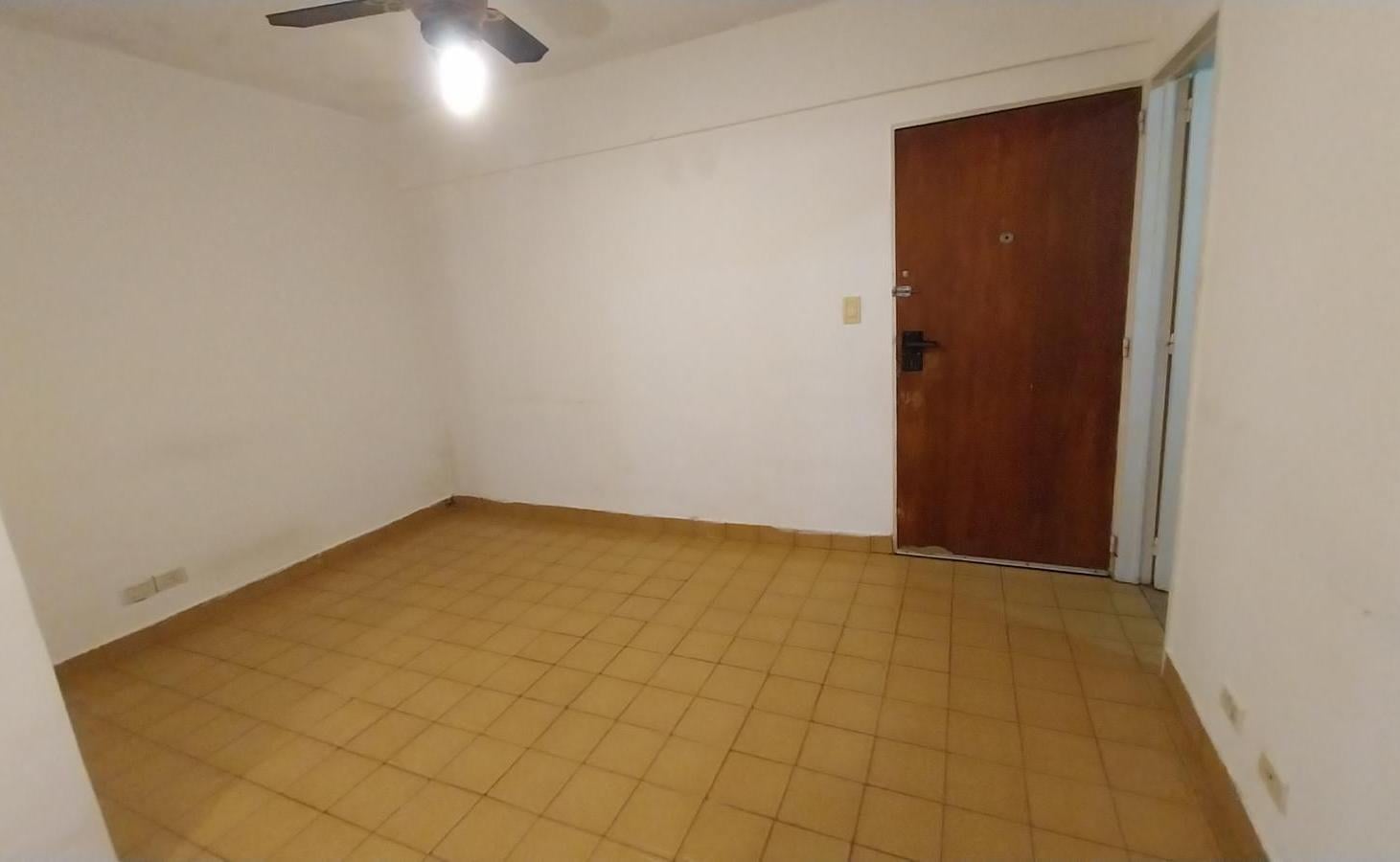 Departamento en Caballito con patio Ap/ Prof