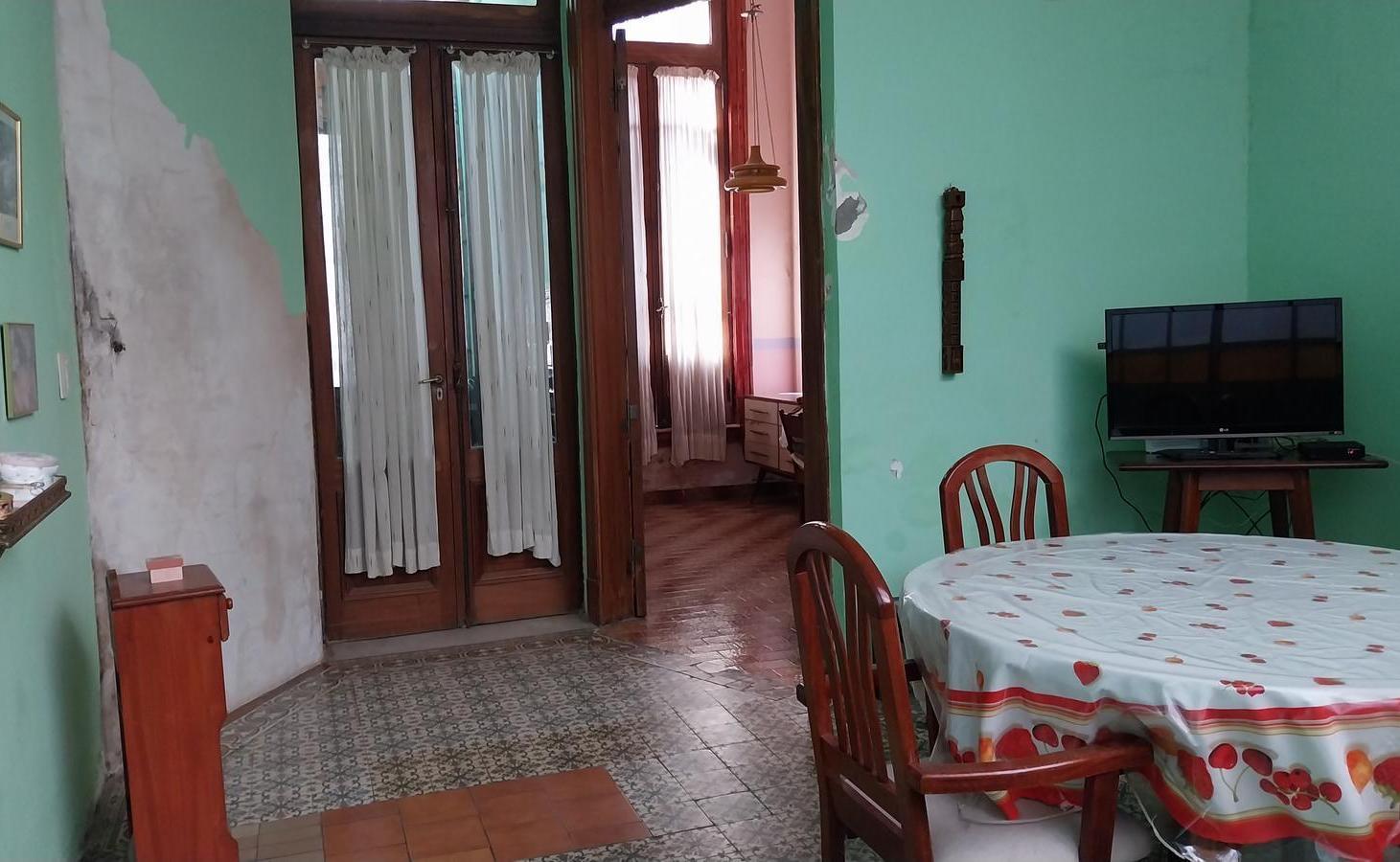 Foto de Departamento 4 ambientes, frente, entrada independiente. Sin expensas., imagen 2