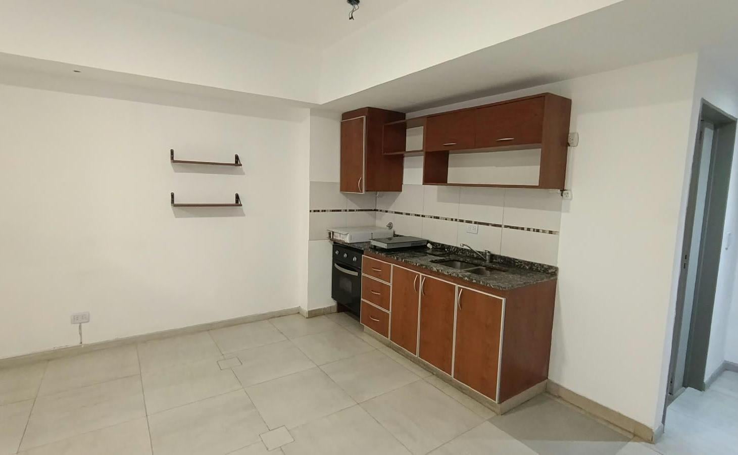 Foto de Departamento monoambiente con fondo libre. Bajas expensas., imagen 4