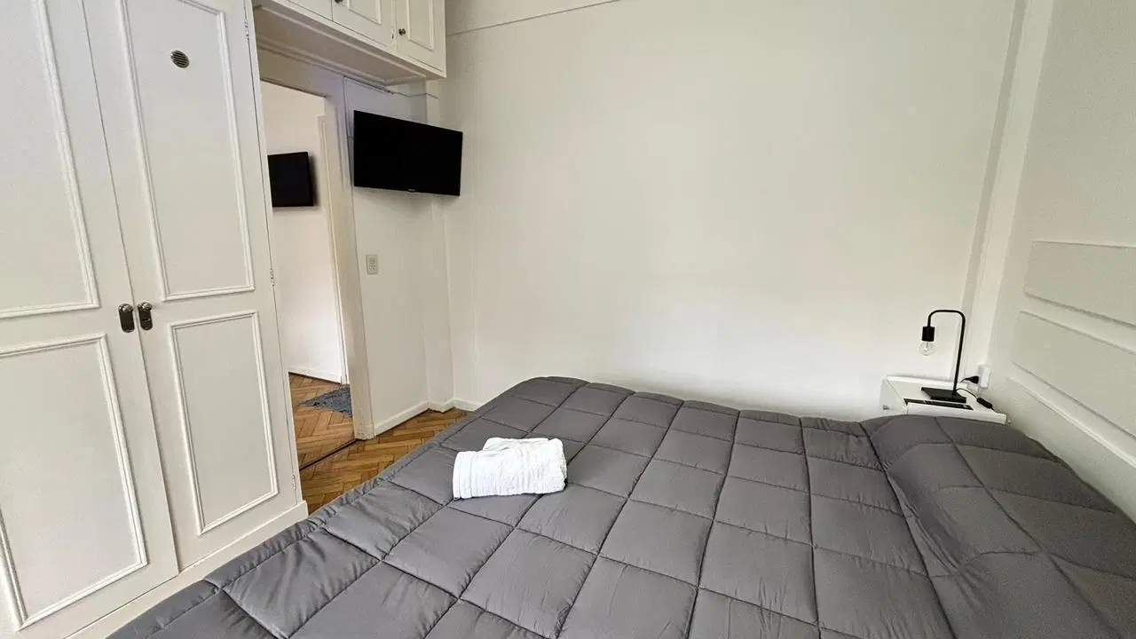 DEPARTAMENTO DOS AMBIENTES-SAN NICOLAS-ALQUILER TEMPORAL 3