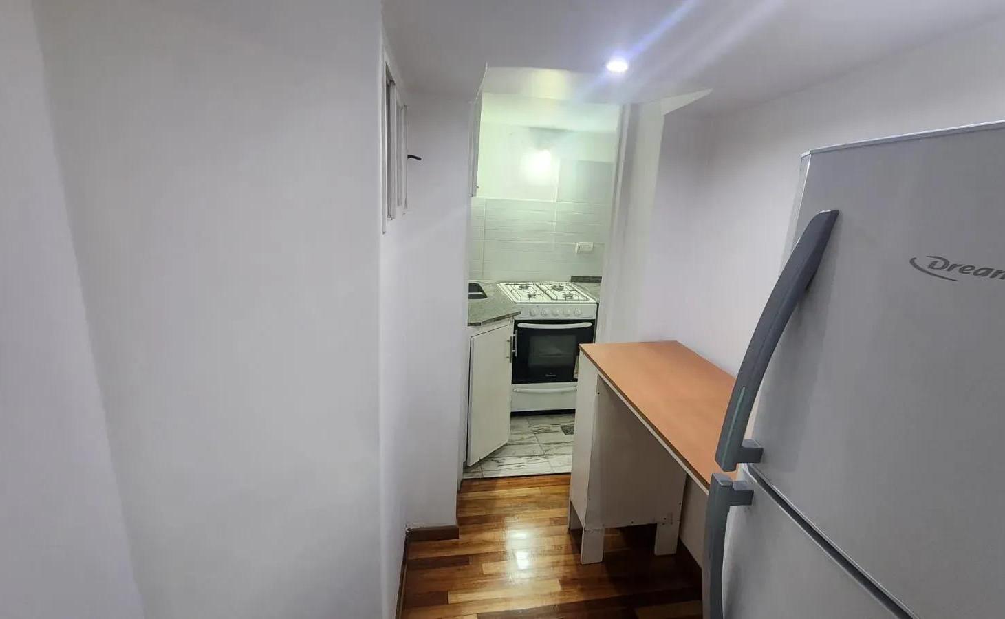 Foto de DEPARTAMENTO TRES AMBIENTES-BALVANERA-ALQUILER TEMPORAL, imagen 3