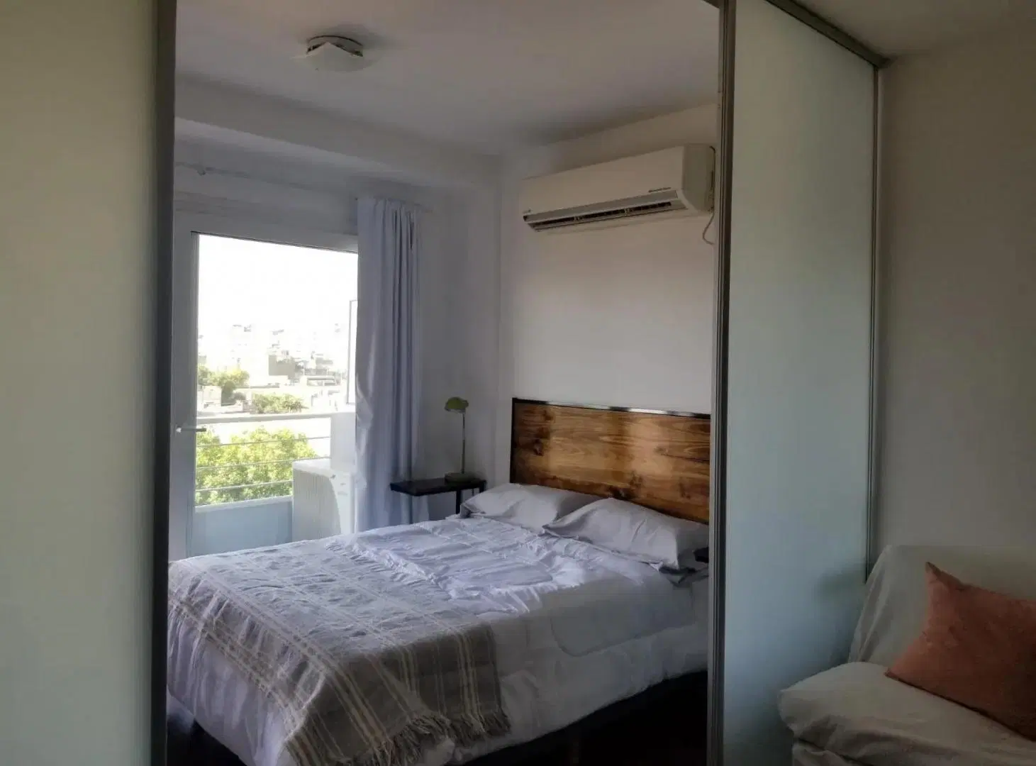 DEPARTAMENTO MONOAMBIENTE-SAN CRISTOBAL-ALQUILER TEMPORARIO 5