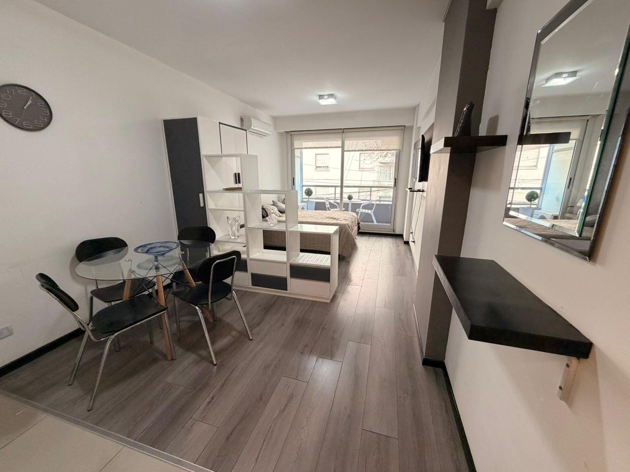 Foto de DEPARTAMENTO MONOAMBIENTE MODERNO-ALQUILER TEMPORARIO-PALERMO, imagen 2
