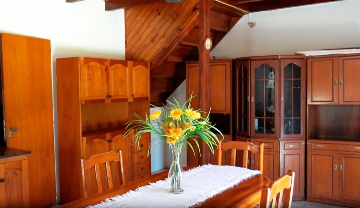 Casa con piscina y 3 dormitorios en venta en Granadero Baigorria, total o fraccionada 5