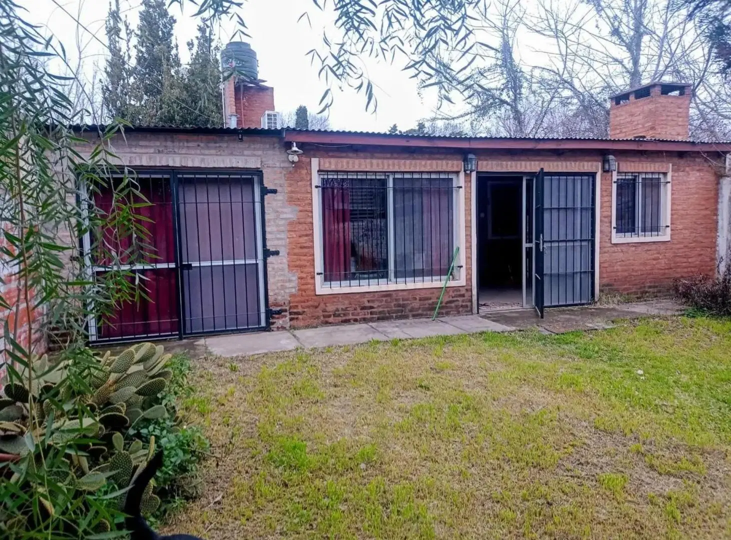 CASA con pileta y quincho en IBARLUCEA 4