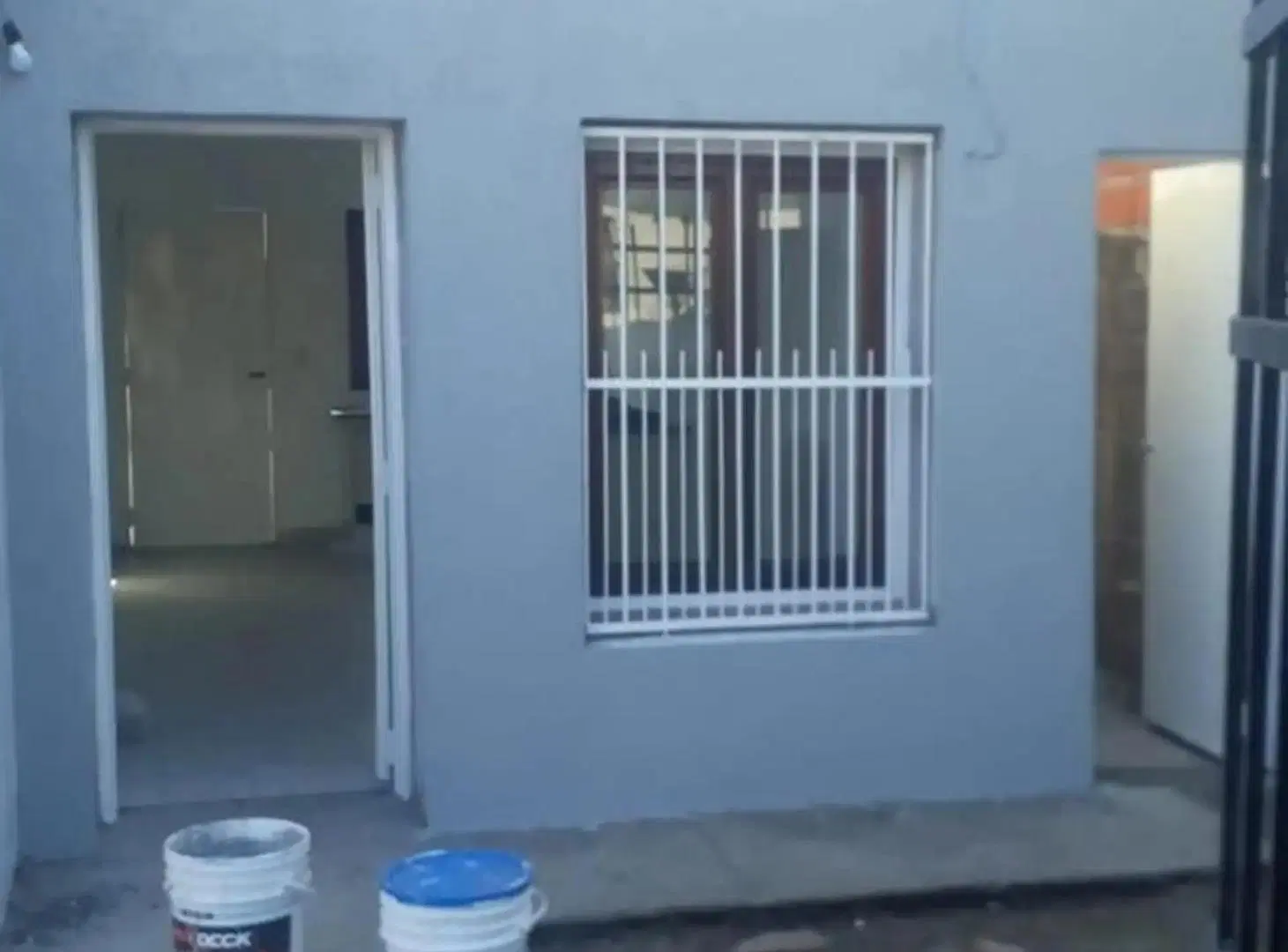 Casa en Rosario, un dormitorio en amplio terreno 3