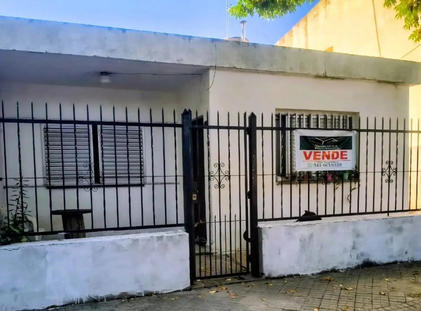 CASA EN BARRIO CENTRO 1
