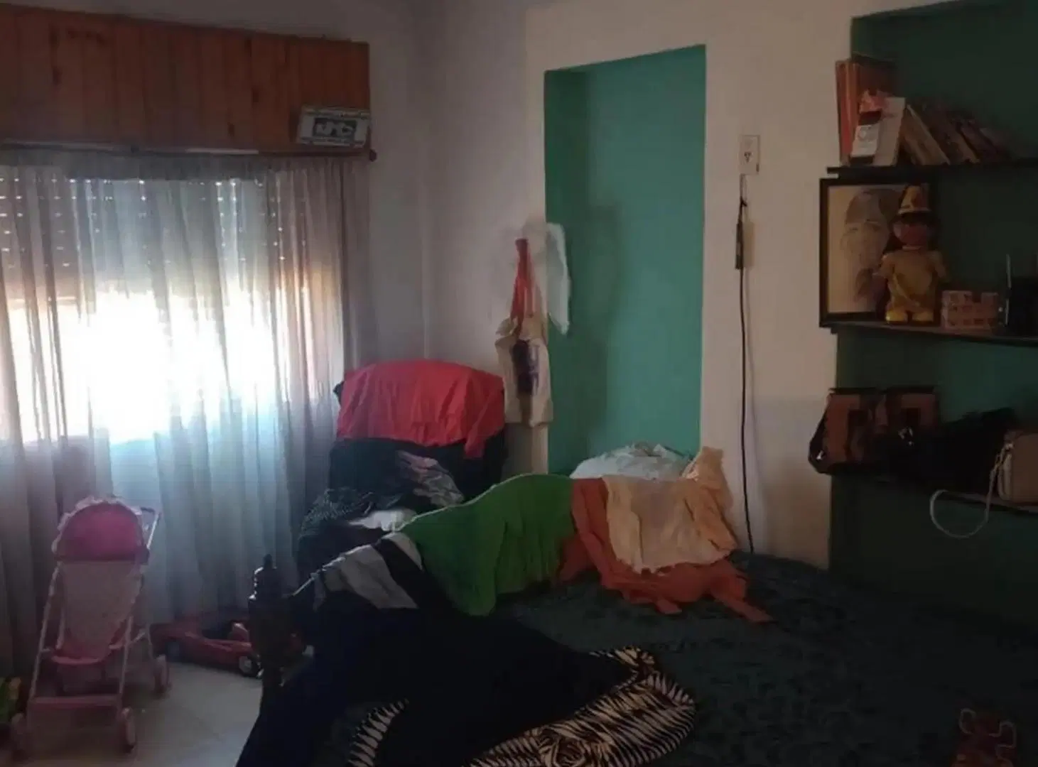 Amplia casa de 4 dorm Patio con quincho 5