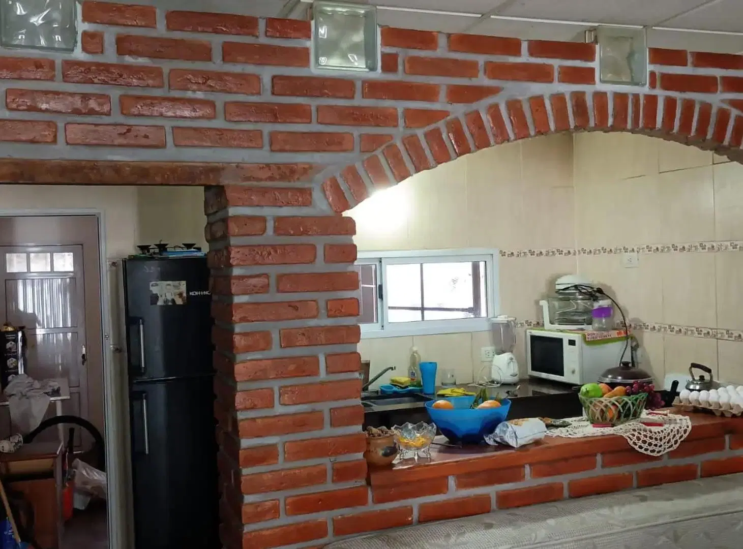 Casa 2 dorm Cochera para 3 autos y dpto 1 dorm 4