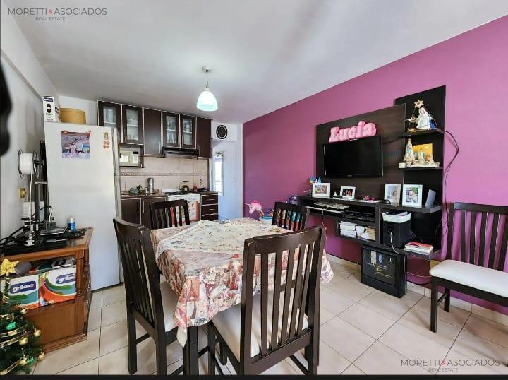 Departamento Venta en Moron Sur 2 ambientes con cochera- Apto credito