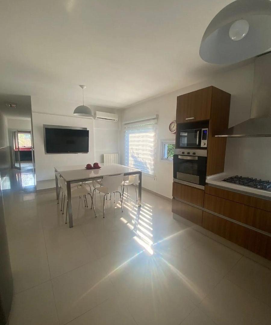 Foto de Casa de 5 ambientes en San Patricio, imagen 3