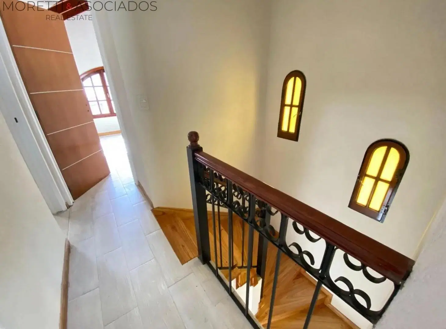 Casa de 5 ambientes en Morón con garage y Terraza 2