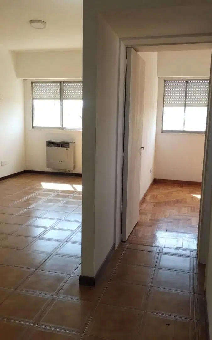 Departamento en Venta de 2 ambientes en Ramos Mejia Sur muy luminoso 1