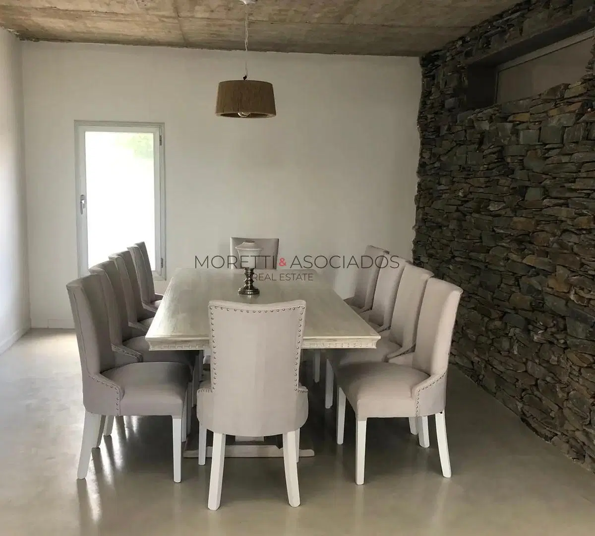 Casa en Tigre ALQUILER PERMANENTE A LA LAGUNA – CASA AMOBLADA EN SANTA CLARA, VILLANUEVA 1