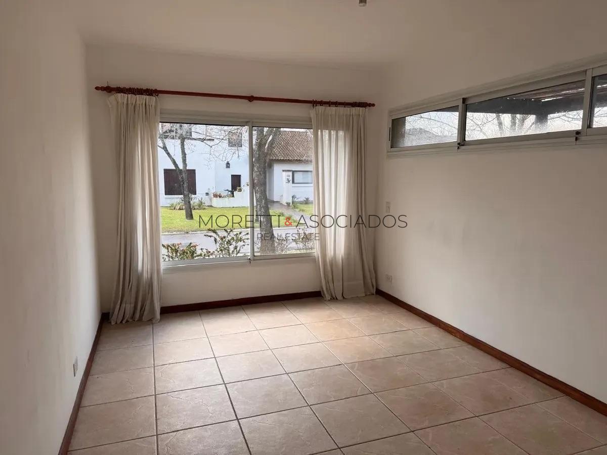 Foto de Hermosa Casa en San Isidro Labrador con Piscina, imagen 4