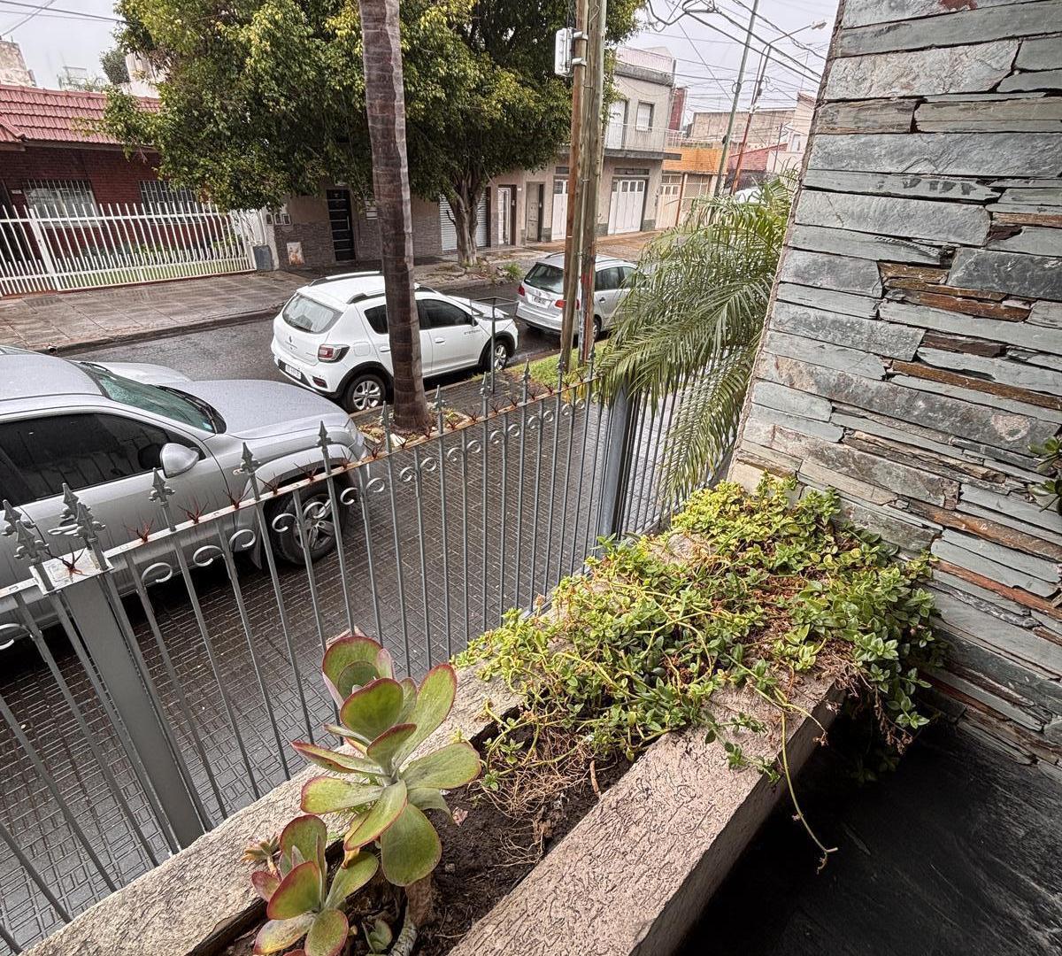 Foto de Venta Casa con Piscina y Garage, excelente ubicación, imagen 5