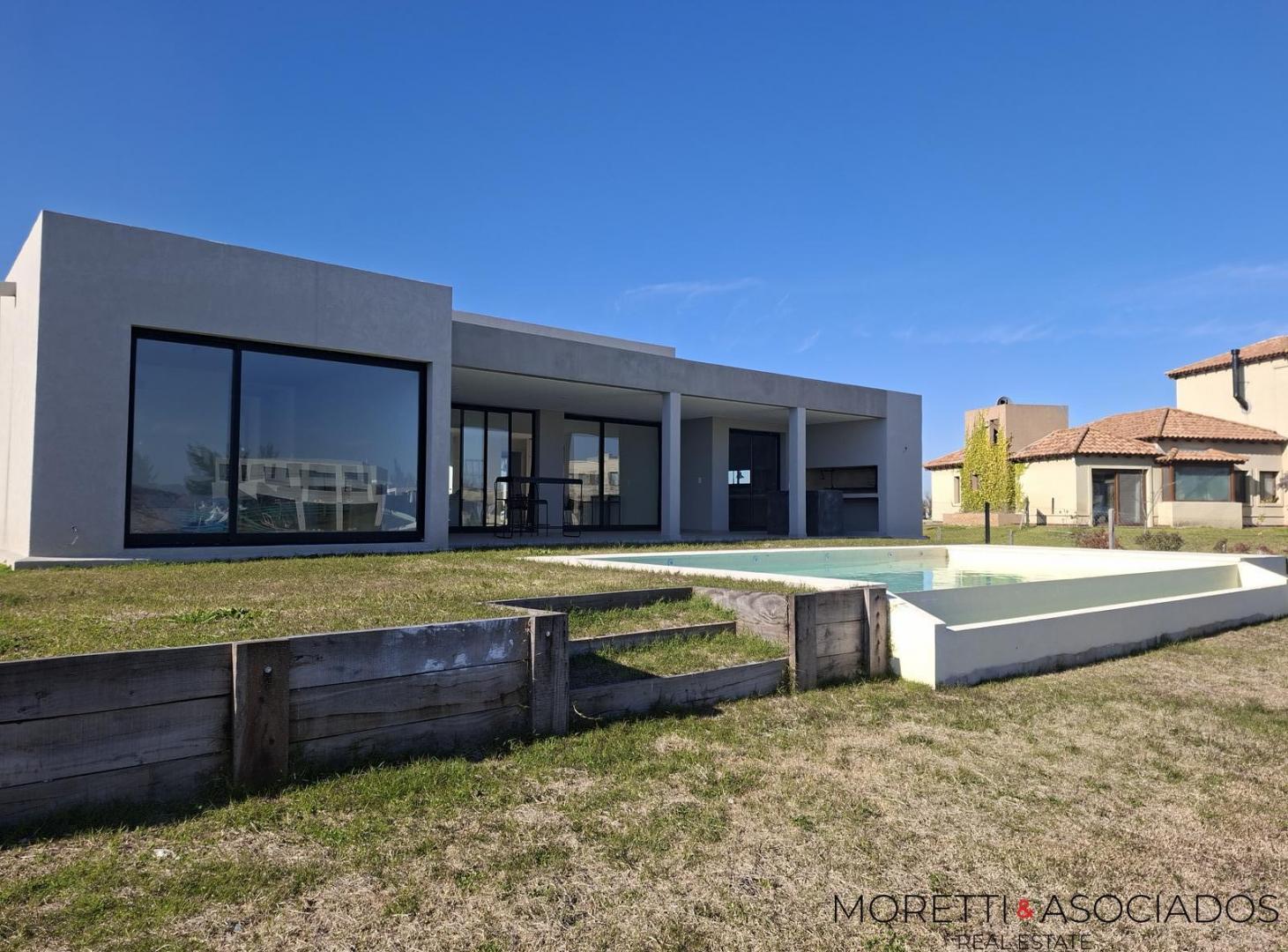 Foto de Casa a estrenar al Rio con amarra propia excelentes terminaciones, imagen 4