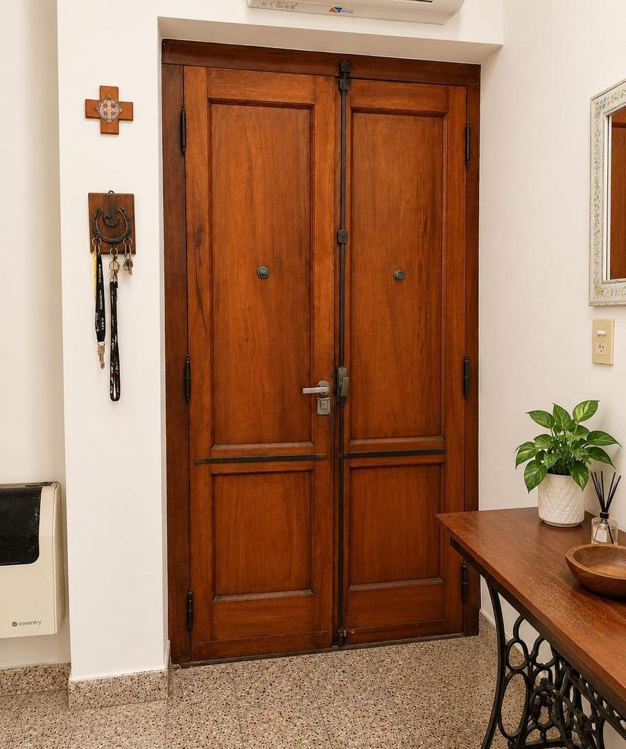 Foto de VENTA | PH DE 4 AMBIENTES | CABALLITO SUR | SIN EXPENSAS | CON PATIO, imagen 2