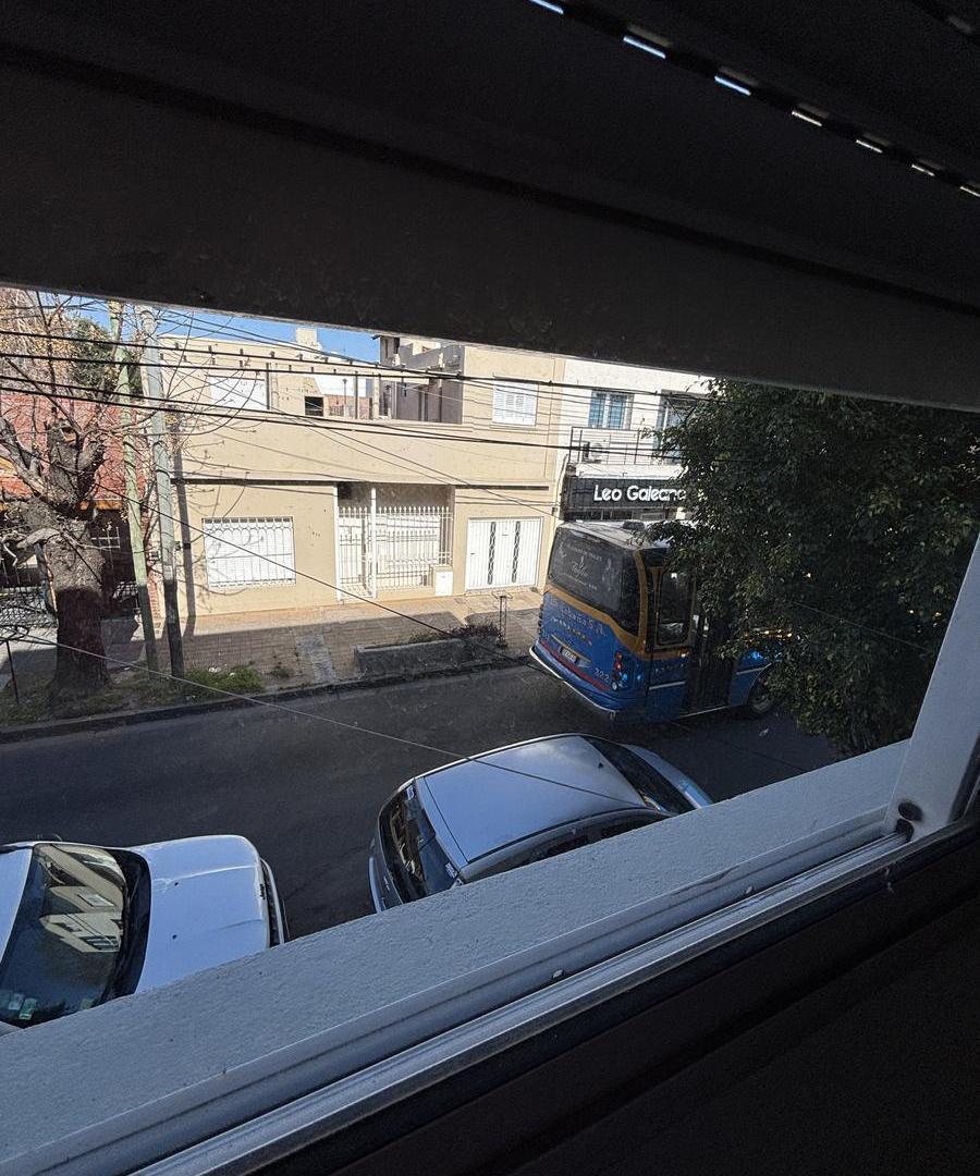 Foto de Departamento en Alquiler en Ramos Mejia 2 ambientes con Balcon Centrico, imagen 3