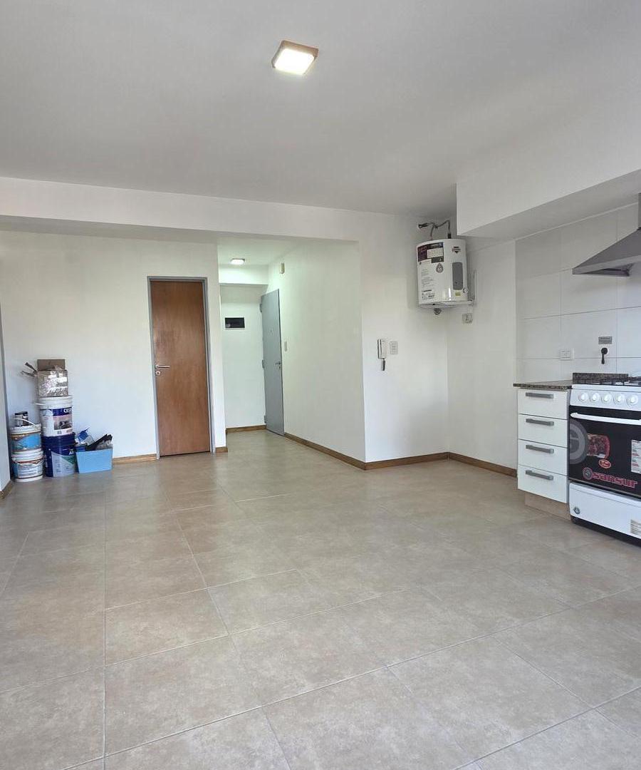 Foto de VENTA | HAEDO | MONOAMBIENTE | LUMINOSO CON BALCÓN | CON RENTA, imagen 4