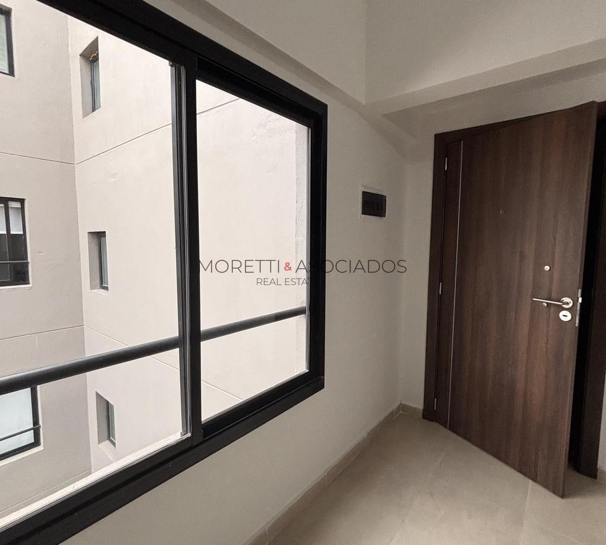 Foto de VENTA | MORÓN | 2 AMBIENTES | AL FRENTE CON BALCÓN 3P, imagen 3