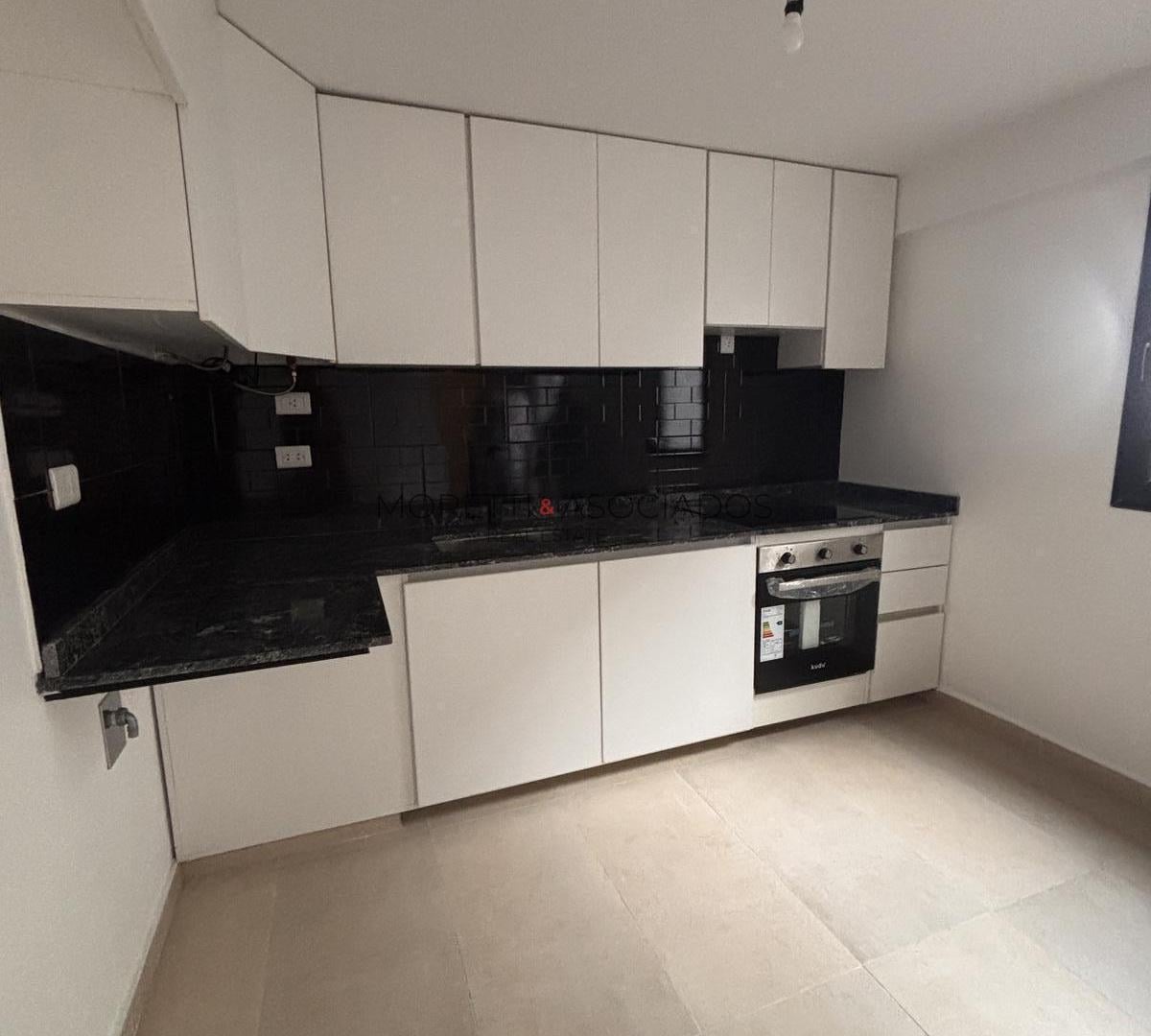 Foto de VENTA | MORÓN | 2 AMBIENTES | AL FRENTE CON BALCÓN 3P, imagen 5