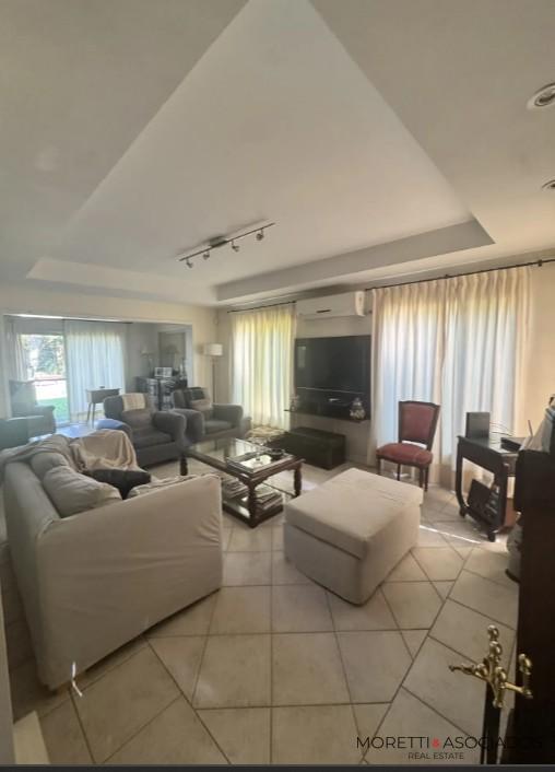 Foto de Venta Casa en Septiembre Escobar - Hermoso Parque, imagen 2