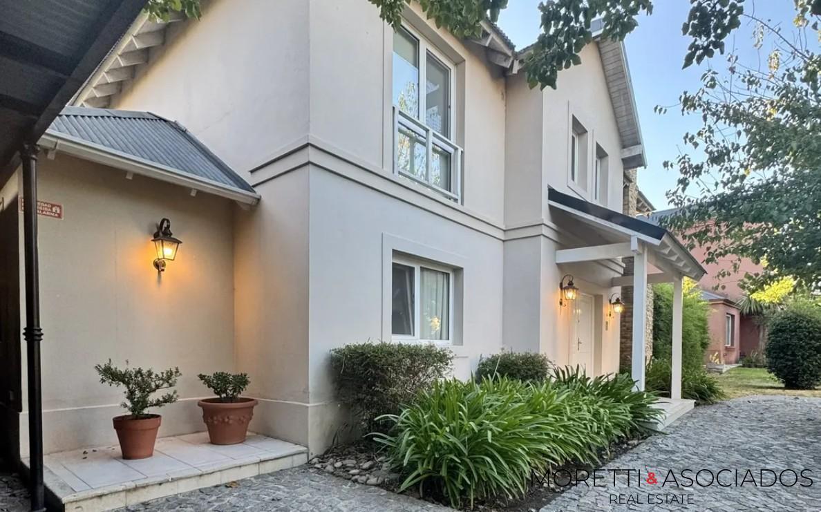 Foto de Venta Casa en Septiembre Escobar - Hermoso Parque, imagen 1