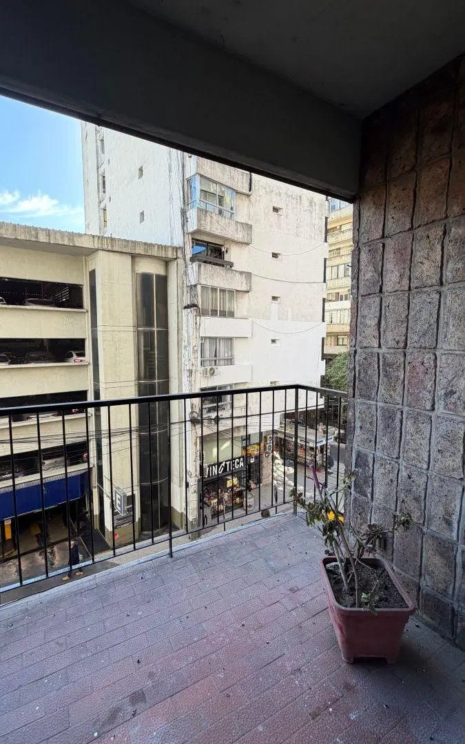 Departamento en Maipú y Av. Santa Fe 3 dormitorios 1