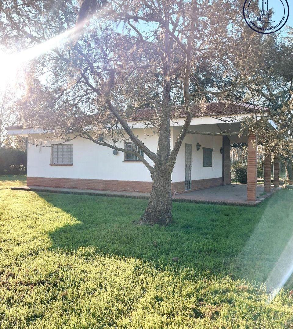 Casa quinta sobre R9 Funes