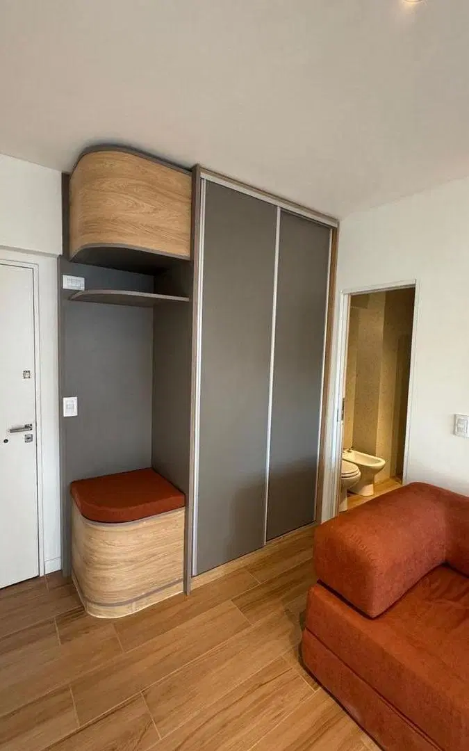 Departamento en Plaza Mitre 8