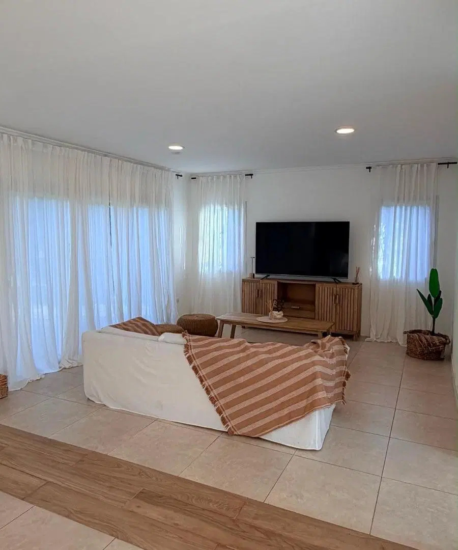 Casa 4 amb en alquiler en el barrio privado Rumenco 3