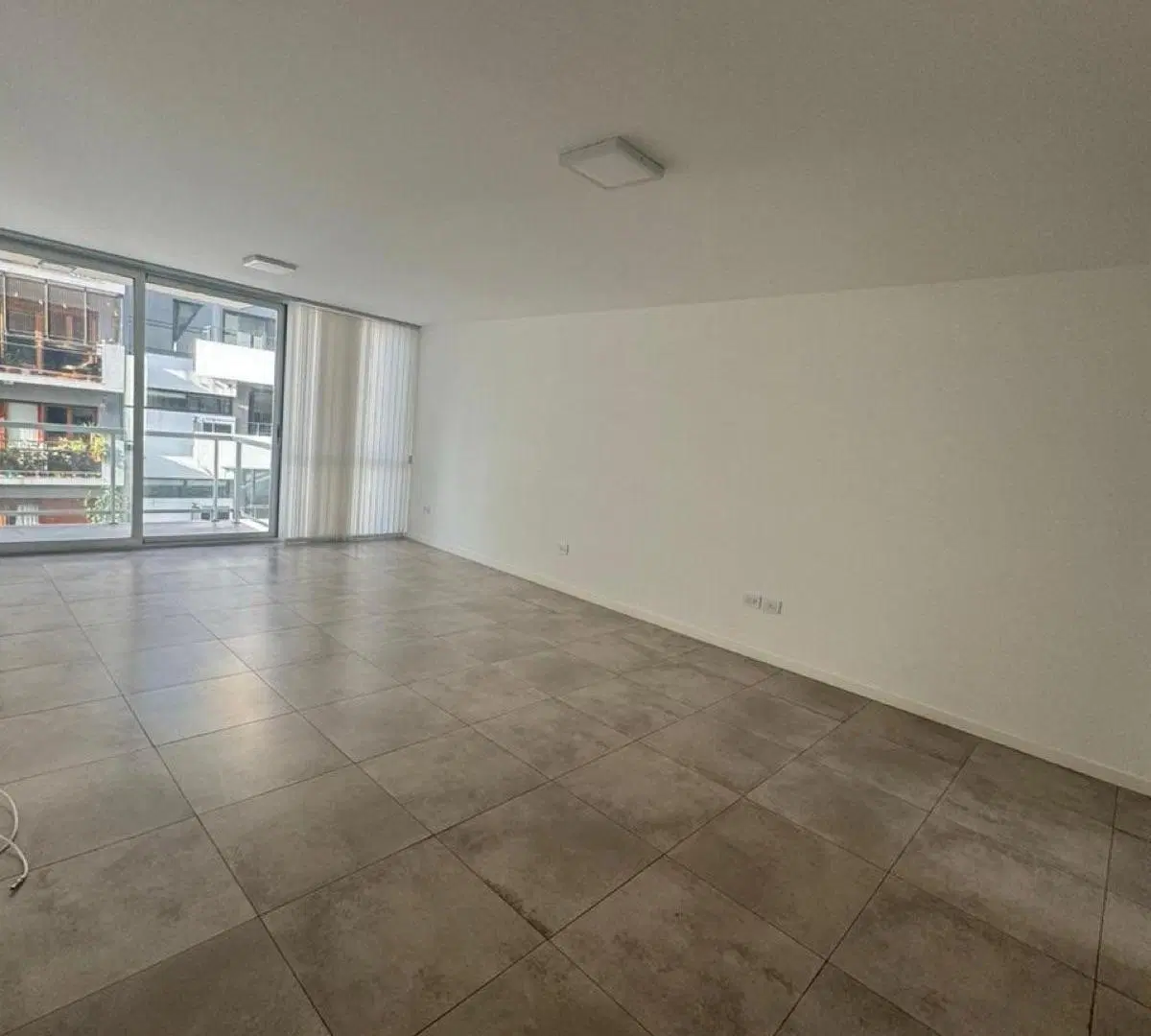 Departamento 3 amb con balcón, cochera y baulera en Plaza Mitre 4