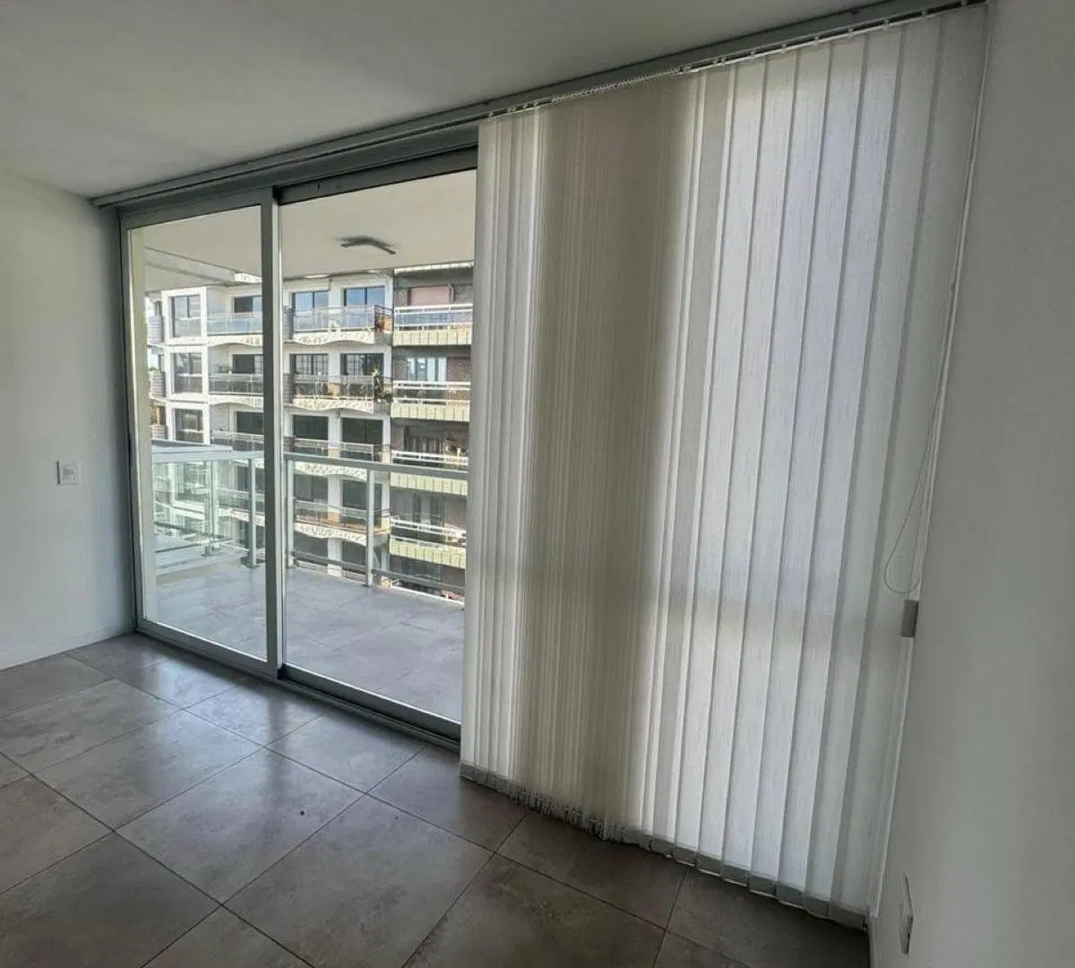 Departamento 3 amb con balcón, cochera y baulera en Plaza Mitre 3