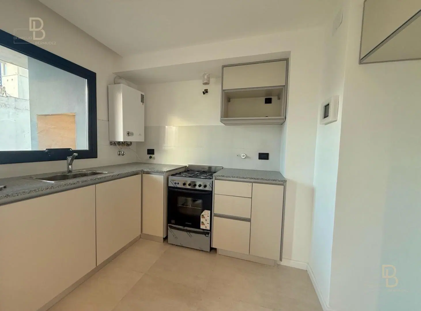 Departamento a estrenar con cochera y terraza 1
