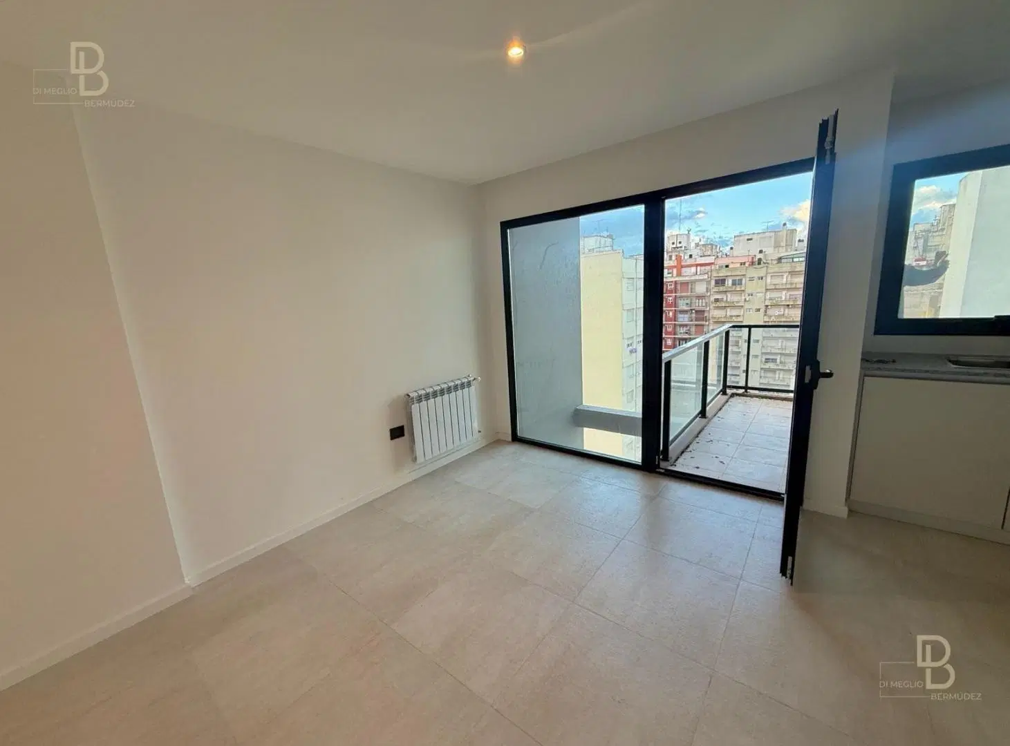 Departamento a estrenar con cochera y terraza 2