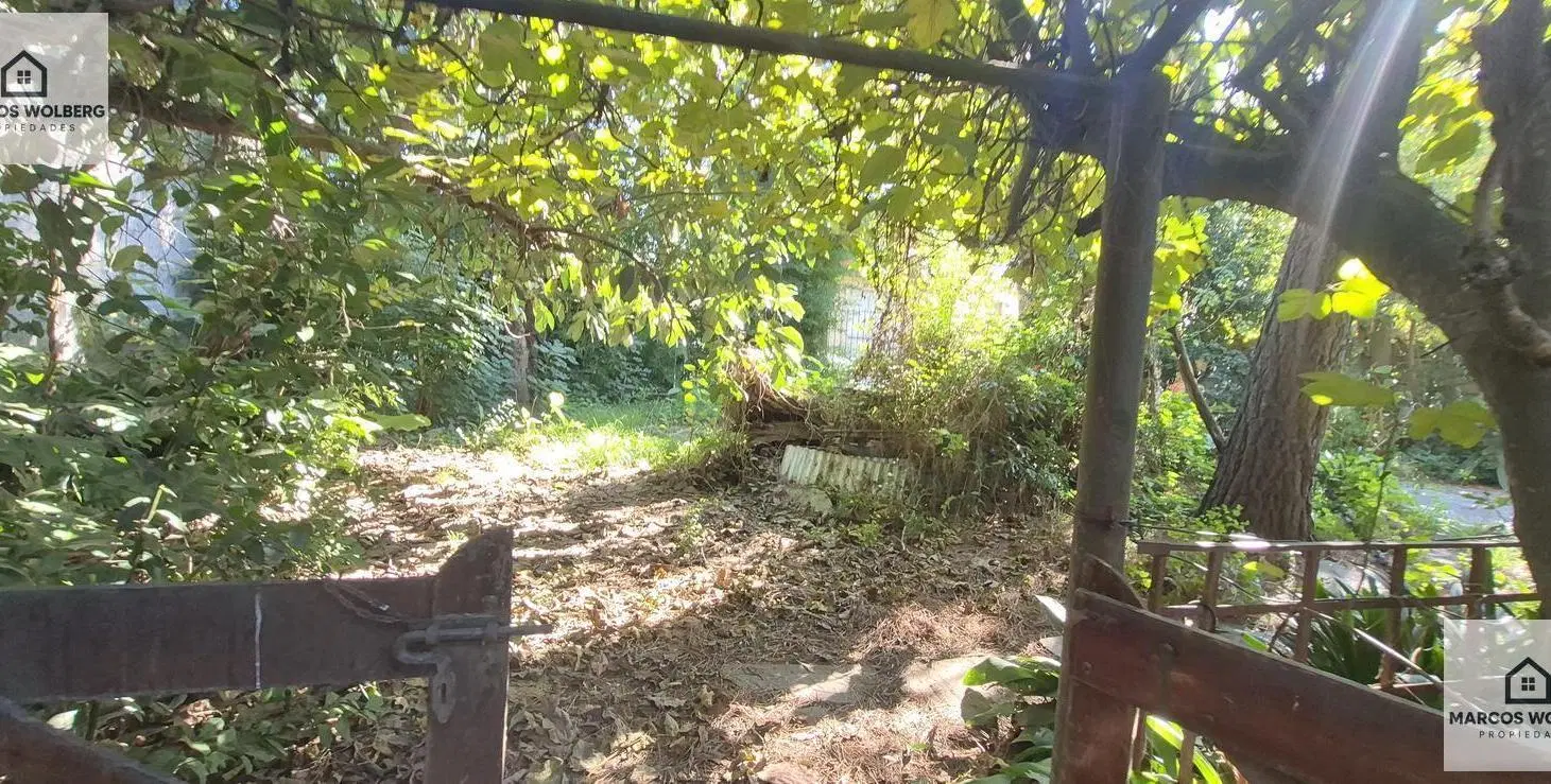 Terreno a la venta de 250m2 5