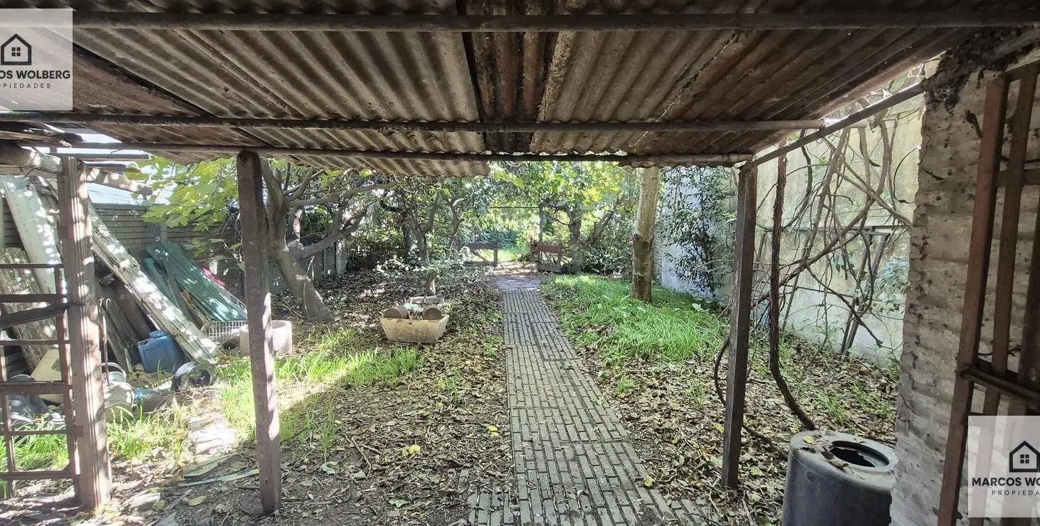 Terreno a la venta de 250m2 2