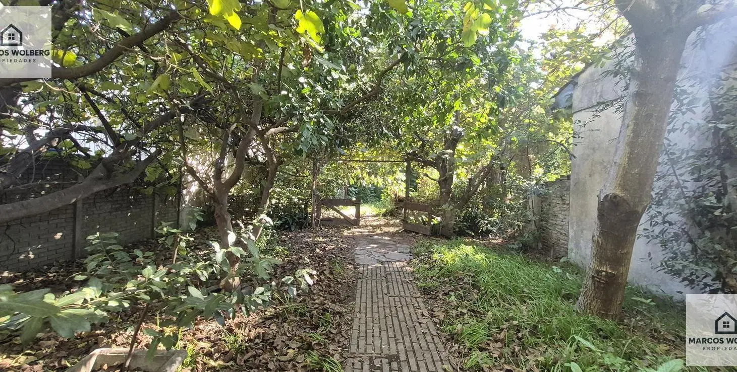 Terreno a la venta de 250m2 3