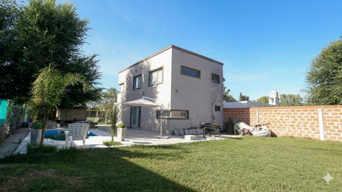 Foto de Venta de Casa en Ezeiza, imagen 2