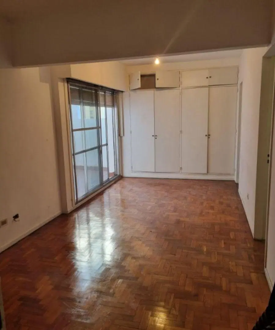 Departamento de 27 m² construidos con 1 dormitorio en venta en Quilmes 3