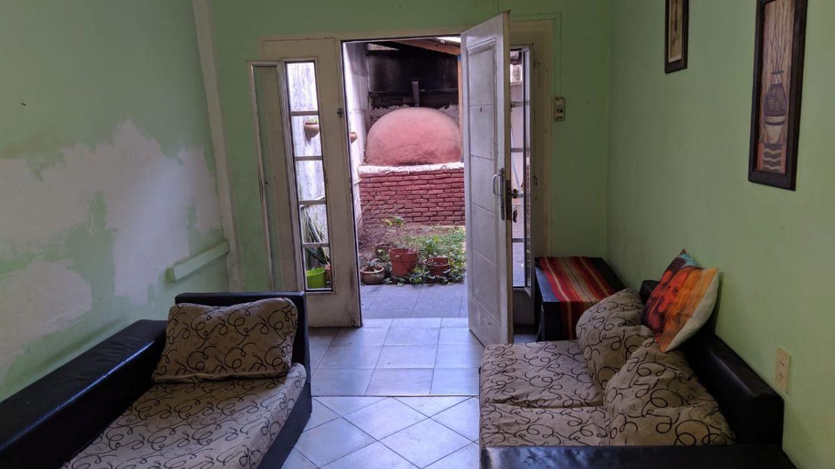 Foto de Casa de 220 m² con 3 dormitorios en alquiler en Remedios de Escalada, imagen 3
