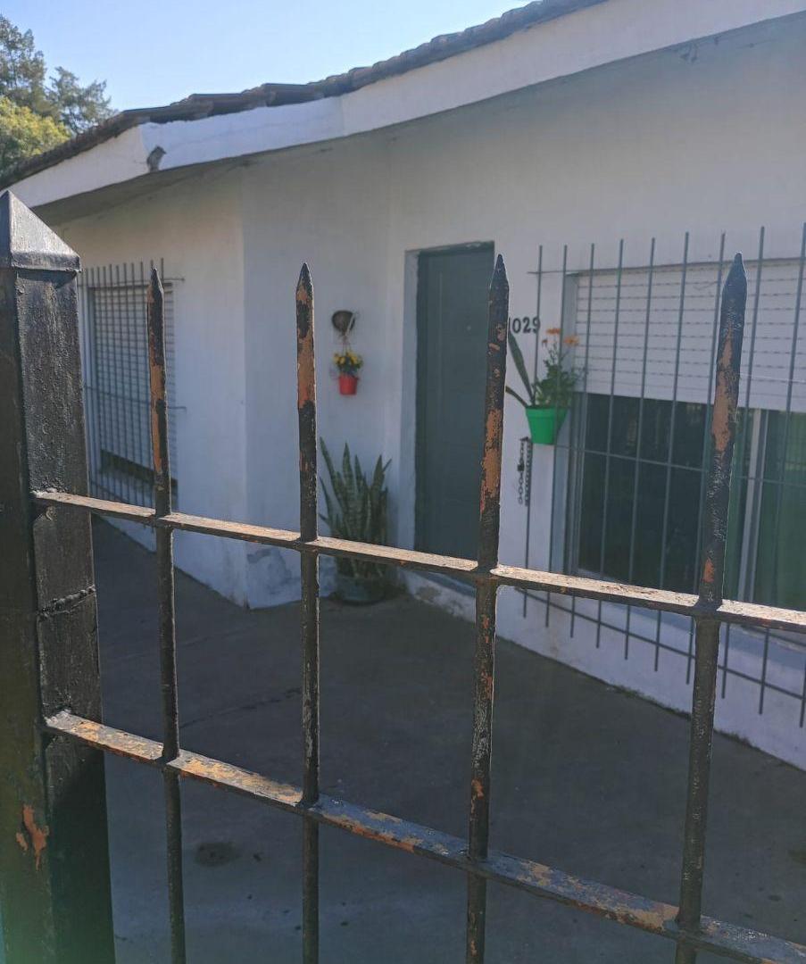 Foto de Casa de 160 m² con 2 dormitorios en venta en Villa Luján, imagen 3