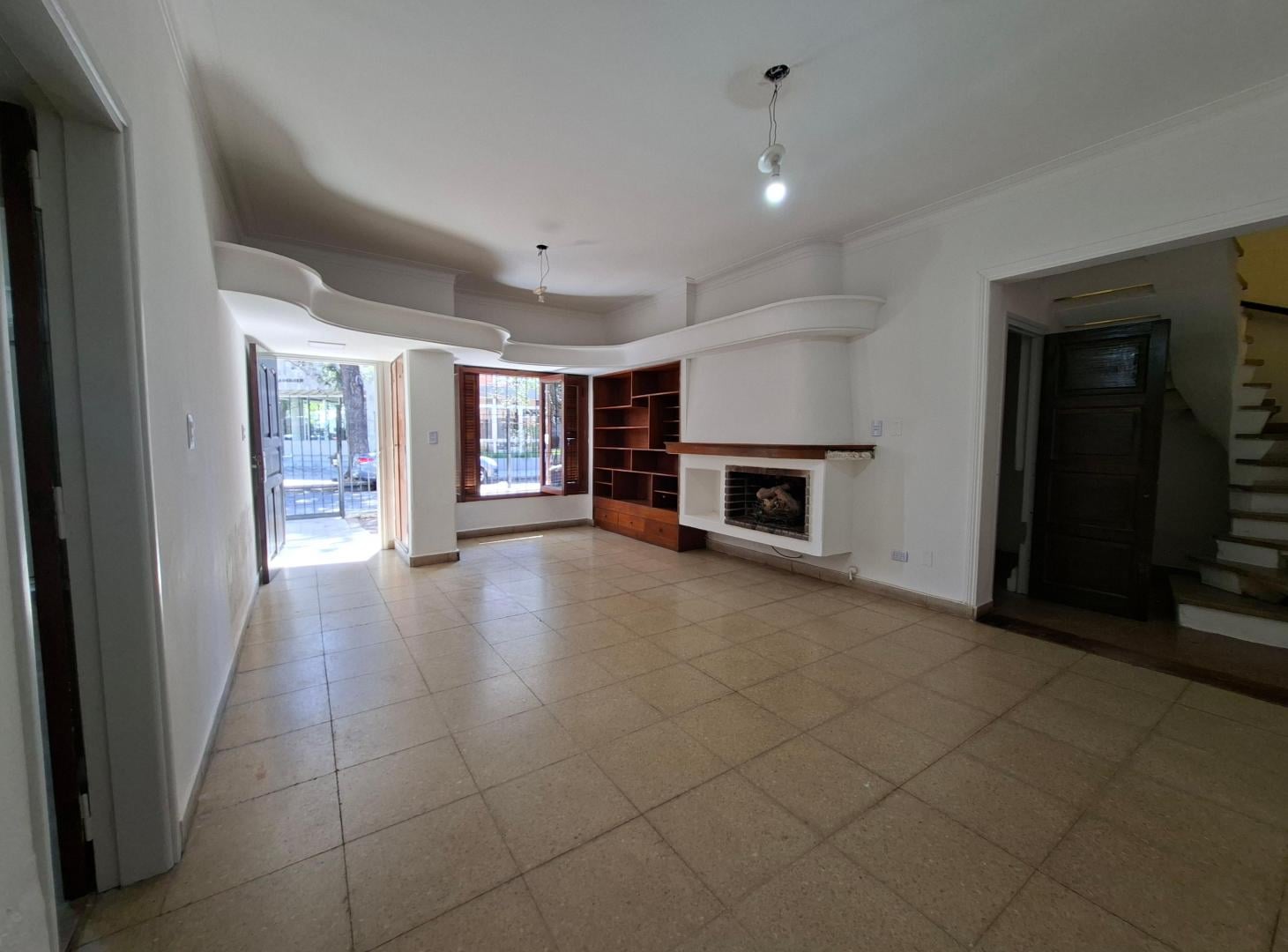 Foto de Casa en alquiler para uso comercial, imagen 2