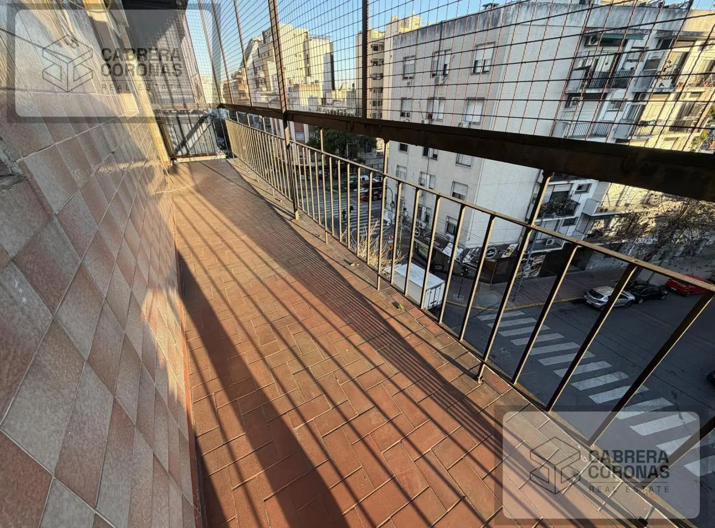 DEPTO 4 AMBIENTES CON BALCON BAÑO Y TOILET 2
