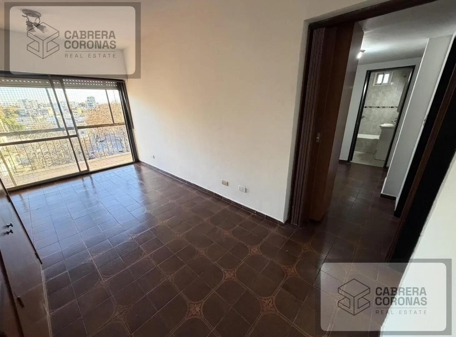 DEPTO 4 AMBIENTES CON BALCON BAÑO Y TOILET 5