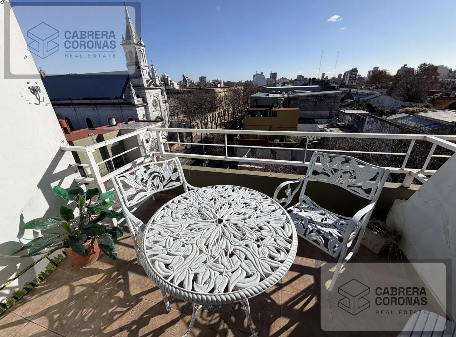 DEPTO BALCON TERRAZA TODO SOL COCINA SEPARADA - 2