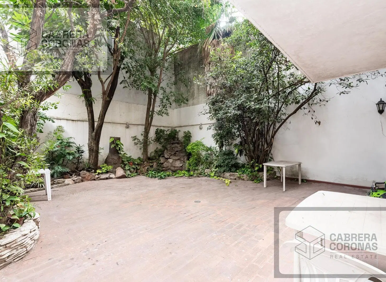 VENTA VILLA CRESPO UNICO DEPARTAMENTO CON ARBOLEDA  4 AMB C/Depcia CON 2 PATIOS Y PARRILLA 3