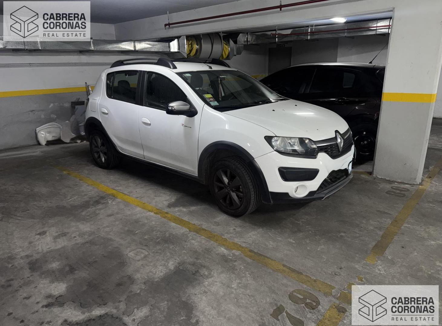 Foto de VENTA COCHERA CUBIERTA VILLA DEL PARQUE COMPLEJO SUSAN SEGURIDAD 24 HS, imagen 1