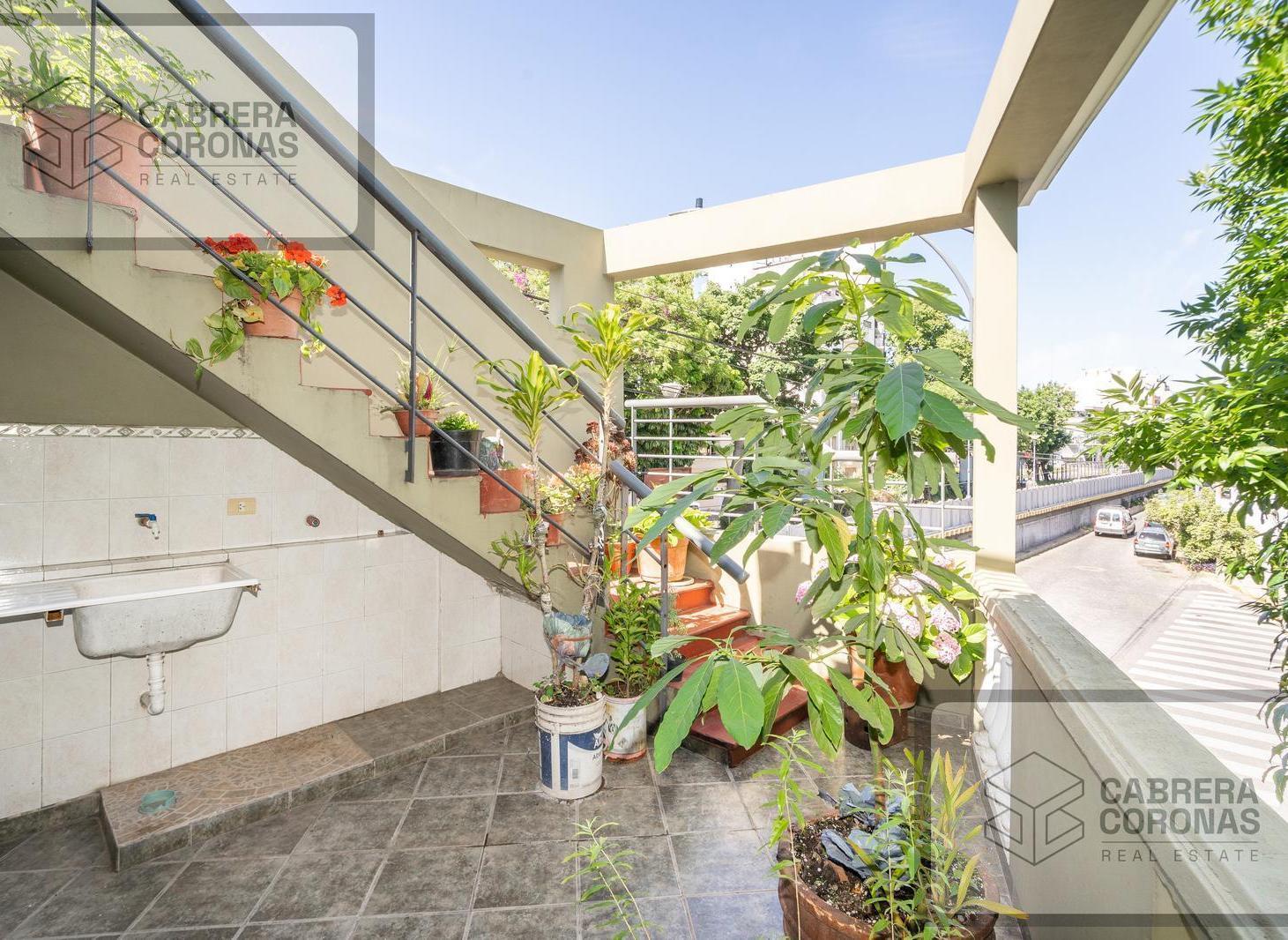 Foto de APTO CREDITO VENTA CASA VILLA DEVOTO BALCON Y TERRAZA, imagen 2